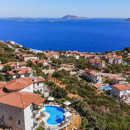 Hill House Adult Only 4*