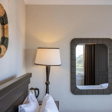 Hill House Adult Only 4* カシュ