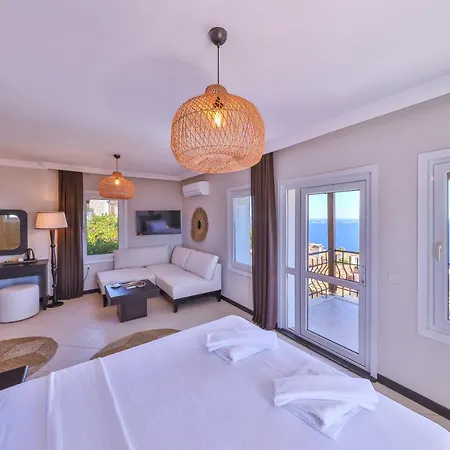 Hill House Adult Only 4*