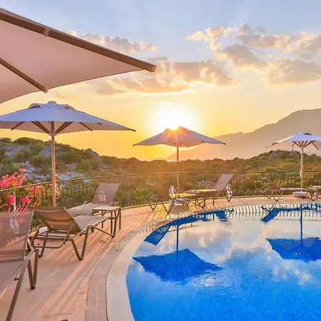 Hill House Adult Only 4* Kaş