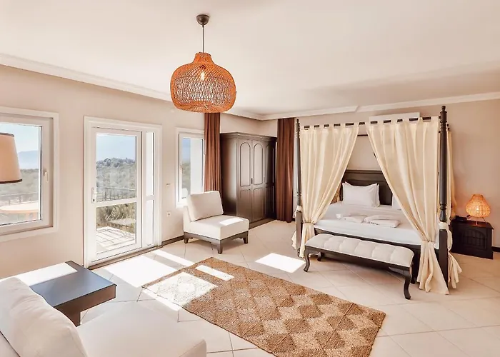 Hill House Adult Only Szálloda 4*