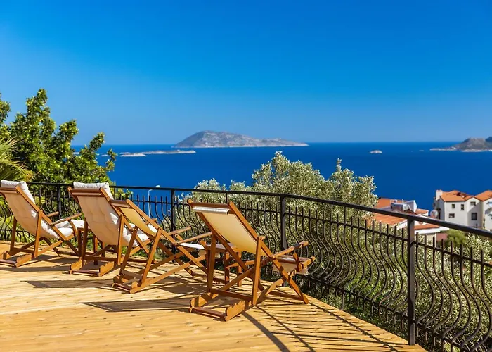 Hill House Adult Only