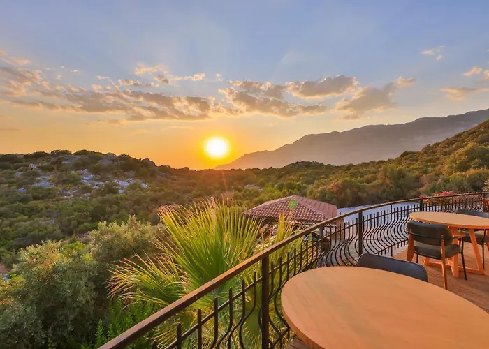 Hill House Adult Only 4* Kaş