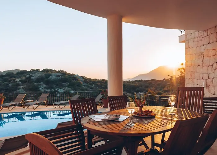 Hill House Adult Only